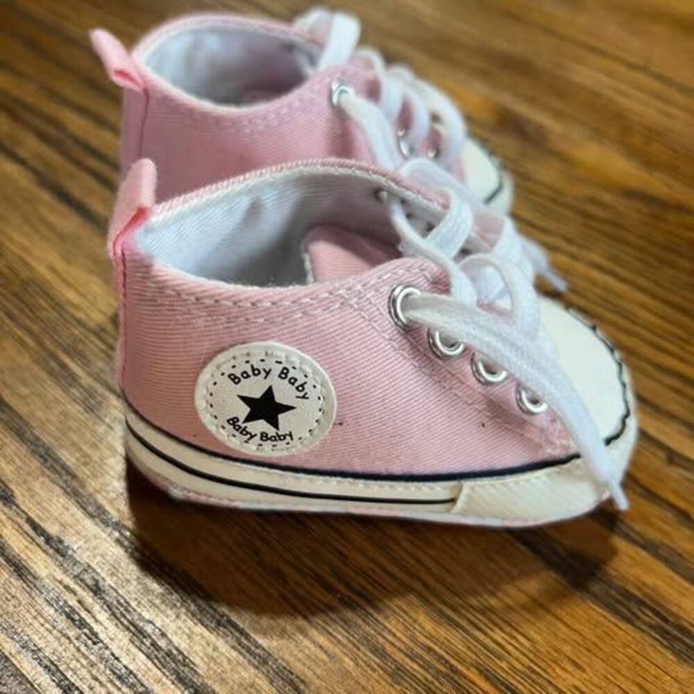 Baby Baby Pink High Top Crib Shoes Size 11